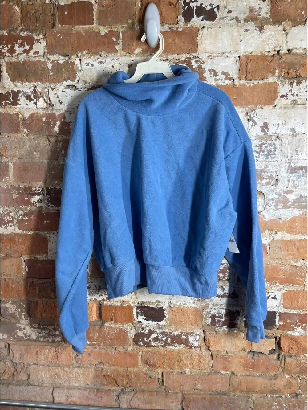 Old Navy Women's Light Blue Performance Fleece Pullover Sweatshirt